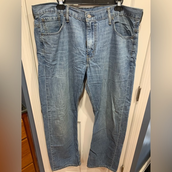 Levi’s 569 NWOT 38x34 - Picture 1 of 3